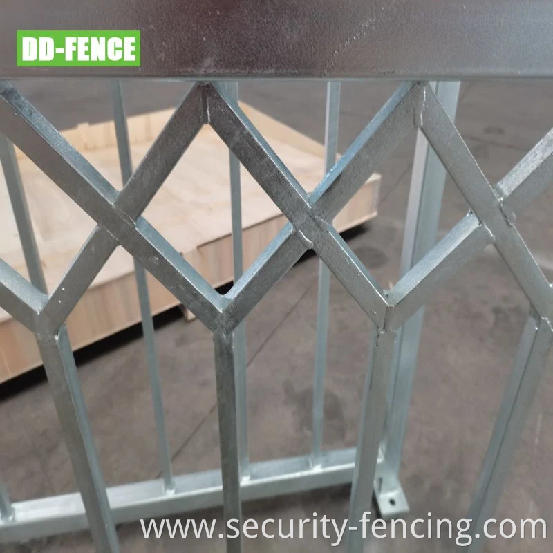 Galvanized Steel Pedestrian Fence for Sale Qatar Pedestrian Guardrail